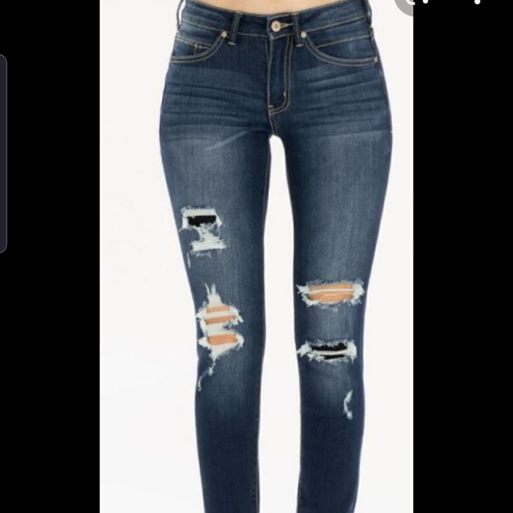 Kancan Olivia midrise distressed jeans sz 0/23